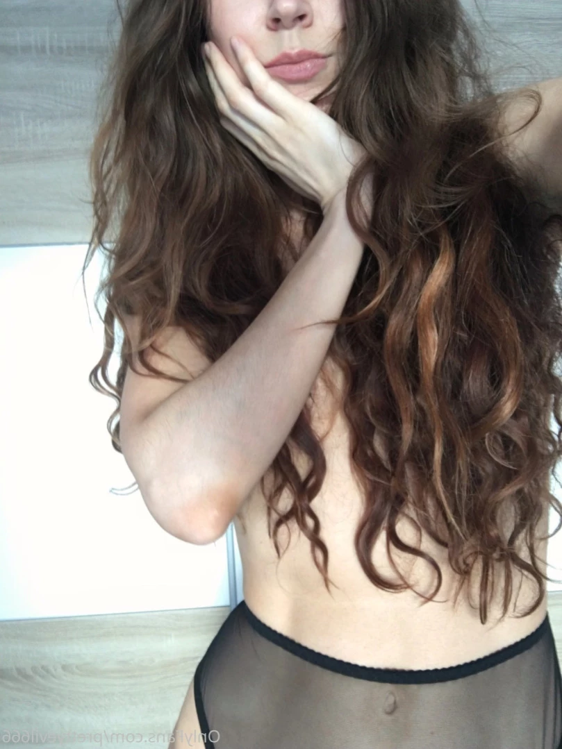 Pretty Evelyn [ pretty-evelyn ] Onlyfans leaked photo 14071960 on Hotleaks.tv