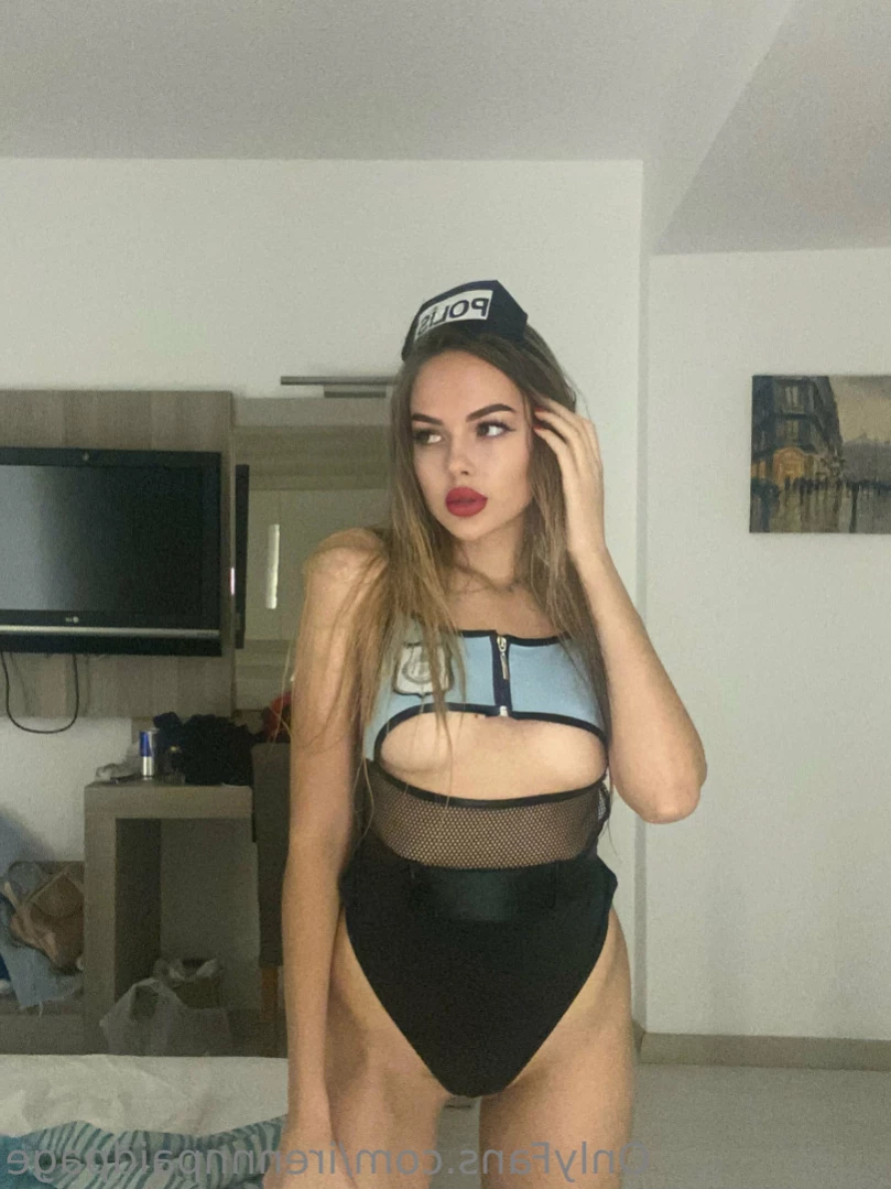 SEXT ME NOW 😈 [ pretty_iren ] Onlyfans leaked photo 15590761 on Hotleaks.tv