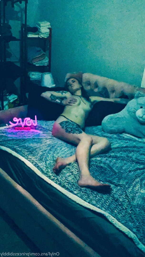 Princessbibbly Buttsex Paradise [ princessbibbly ] Onlyfans leaked photo 14066859 on Hotleaks.tv
