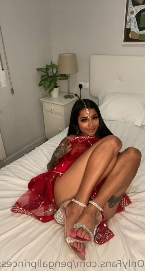 Yasmina Khan 💘 [ pengaliprincess ] Onlyfans leaked photo 13896158 on Hotleaks.tv
