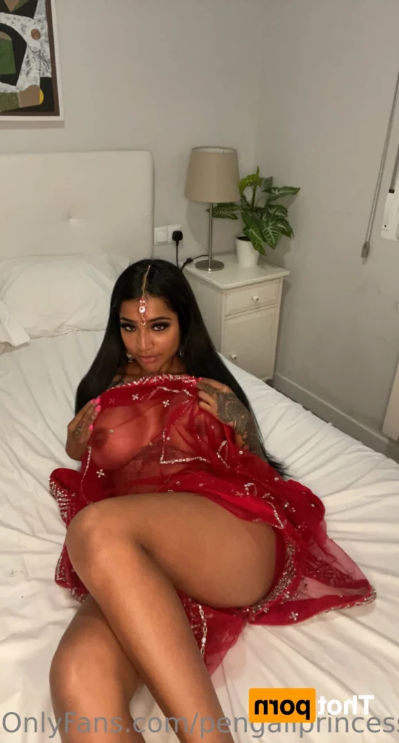 Yasmina Khan 💘 [ pengaliprincess ] Onlyfans leaked photo 13898696 on Hotleaks.tv