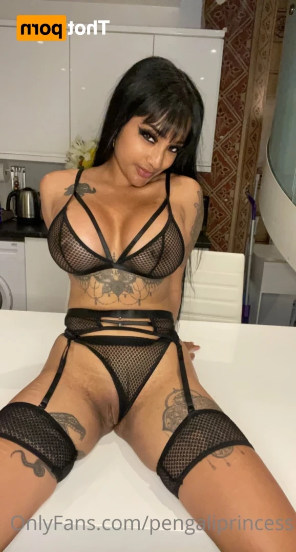 Yasmina Khan 💘 [ pengaliprincess ] Onlyfans leaked photo 13903048 on Hotleaks.tv