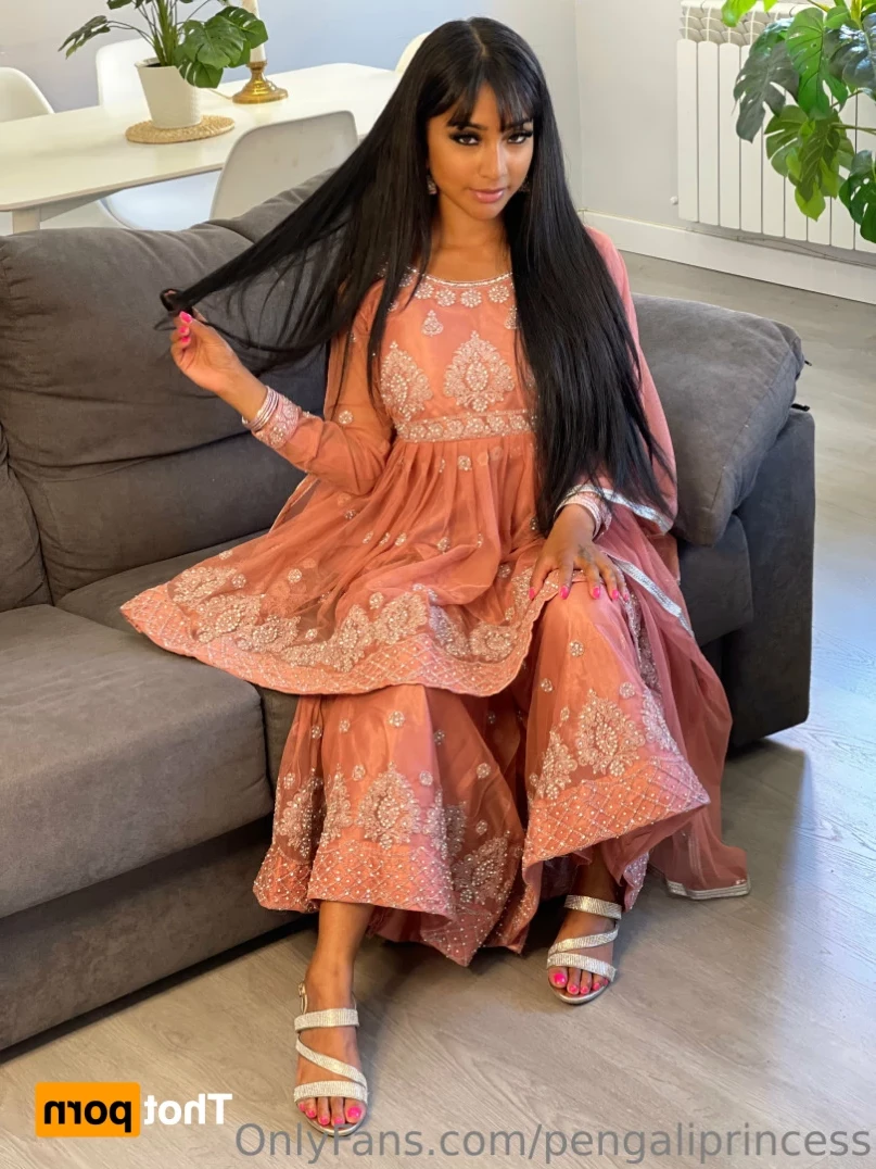 Yasmina Khan 💘 [ pengaliprincess ] Onlyfans leaked photo 14127936 on Hotleaks.tv