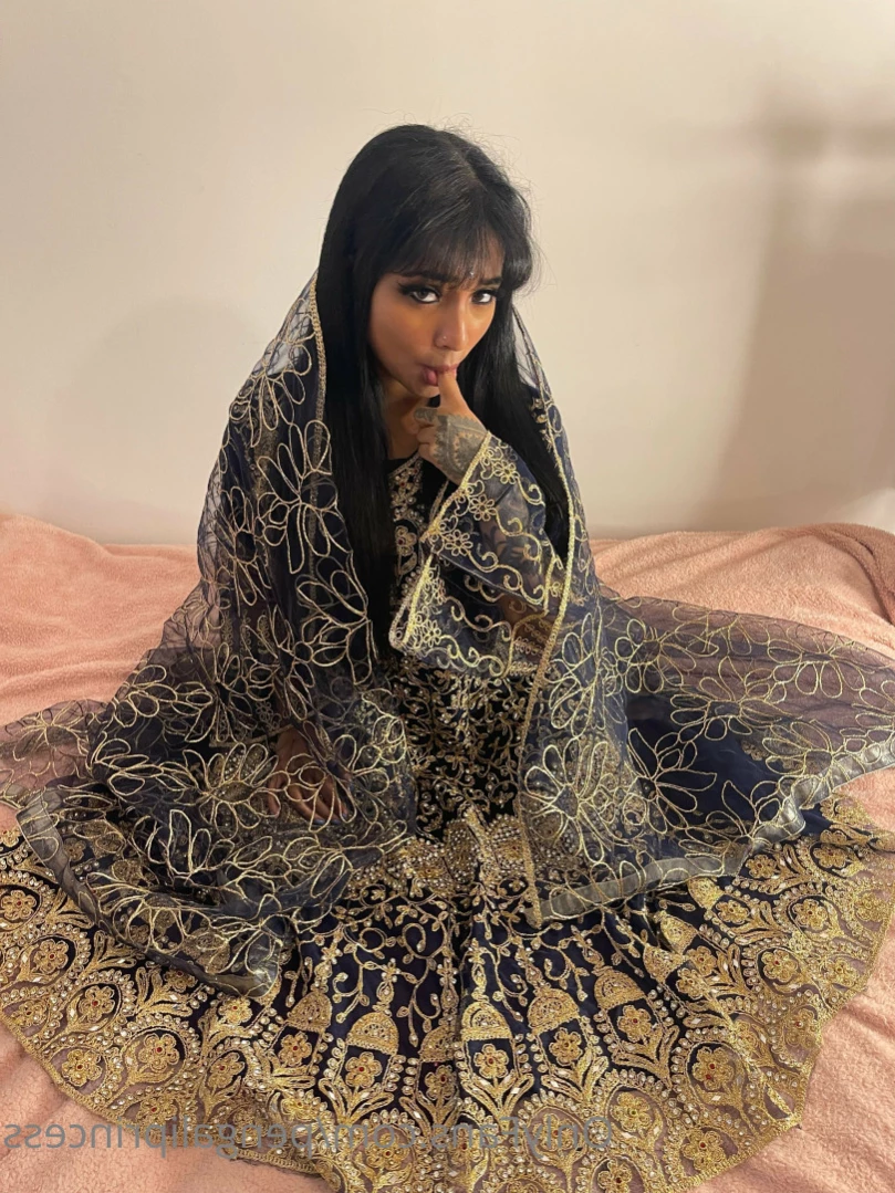 Yasmina Khan 💘 [ pengaliprincess ] Onlyfans leaked photo 15003890 on Hotleaks.tv