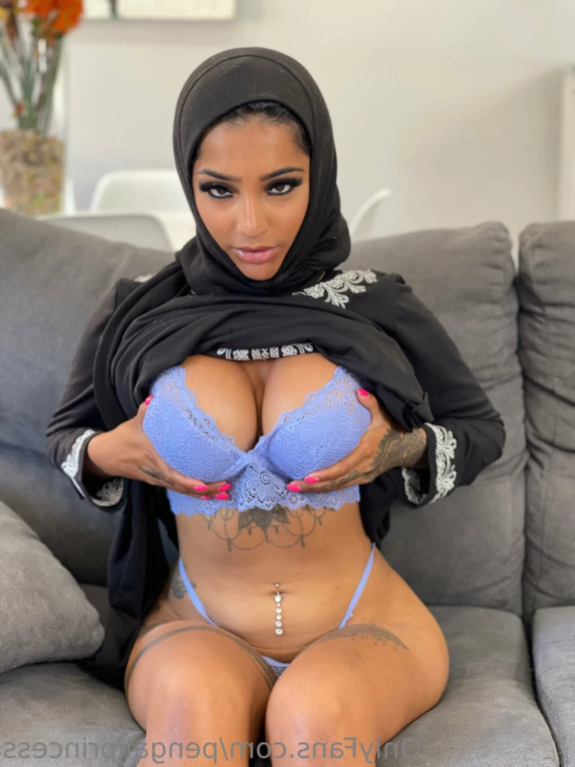 Yasmina Khan 💘 [ pengaliprincess ] Onlyfans leaked photo 15493629 on Hotleaks.tv