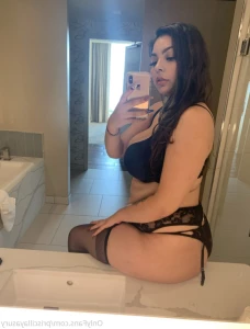 15879622
