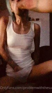 15708025