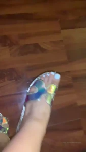 1712967