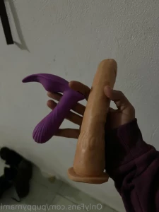 13695487