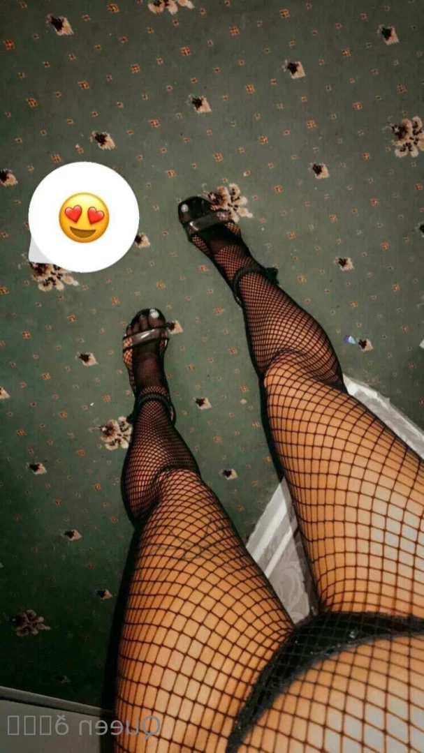 𝓠𝓾𝓮𝓮𝓷 𝓑𝓮𝓮💕 [ queenbitch1998 ] Onlyfans leaked photo 10928755 on Hotleaks.tv