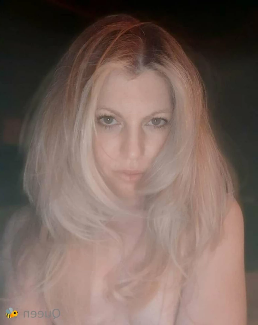 𝓠𝓾𝓮𝓮𝓷 𝓑𝓮𝓮💕 [ queenbitch1998 ] Onlyfans leaked photo 12944972 on Hotleaks.tv