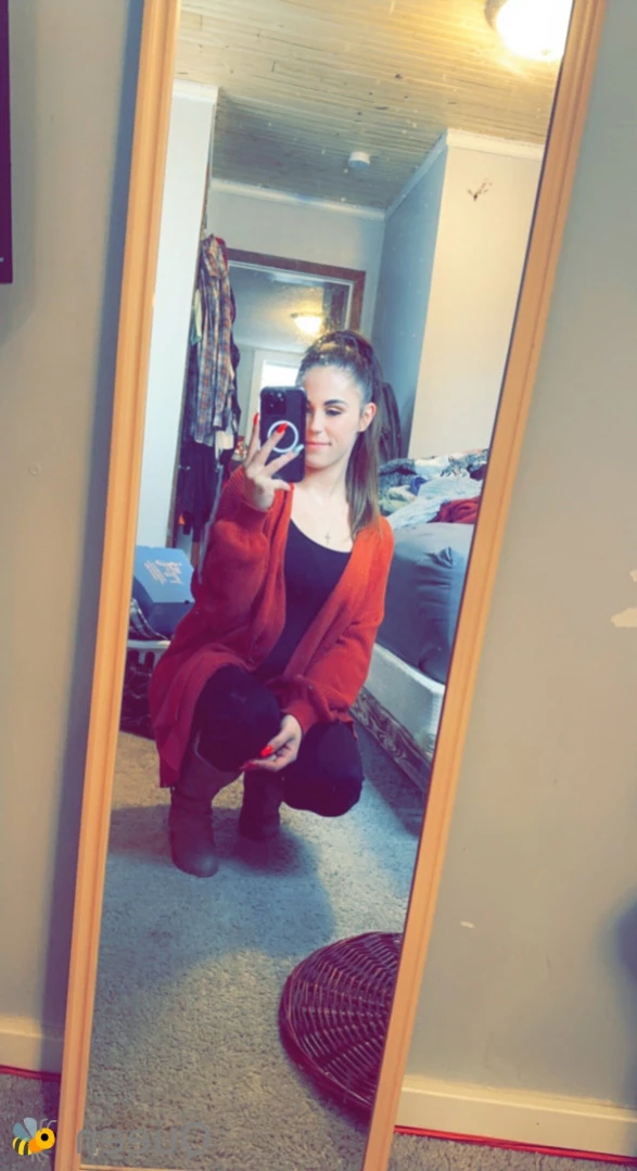 𝓠𝓾𝓮𝓮𝓷 𝓑𝓮𝓮💕 [ queenbitch1998 ] Onlyfans leaked photo 13714974 on Hotleaks.tv