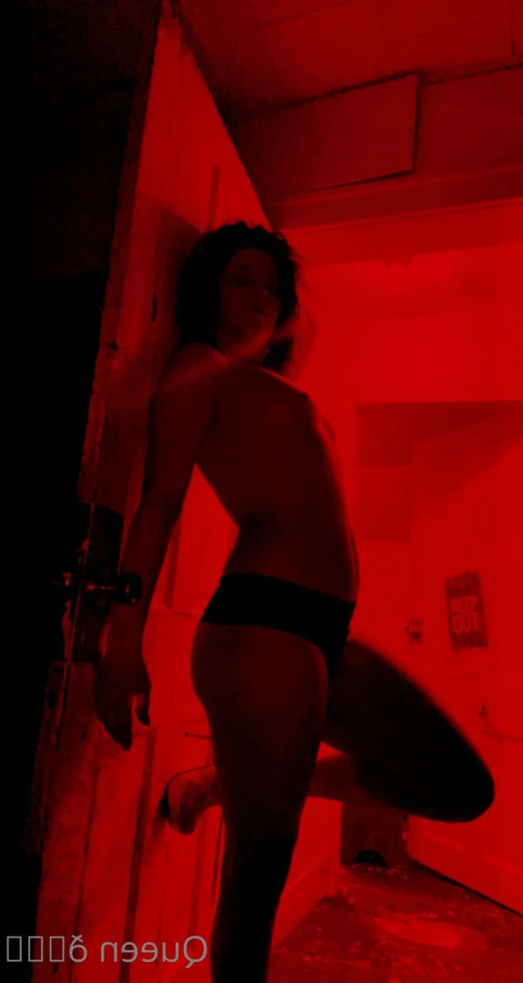 𝓠𝓾𝓮𝓮𝓷 𝓑𝓮𝓮💕 [ queenbitch1998 ] Onlyfans leaked photo 15960671 on Hotleaks.tv