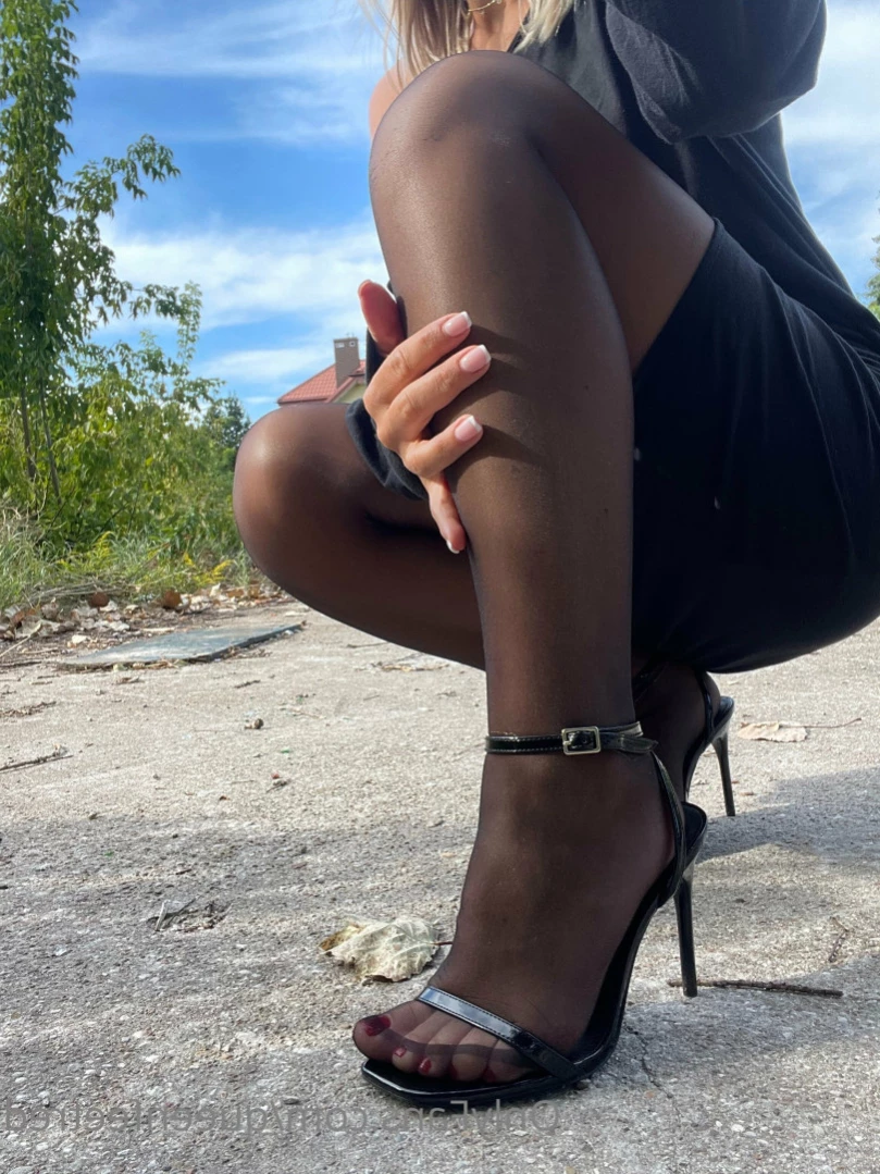 queenfeetred Onlyfans leaked photo 10917452 on Hotleaks.tv