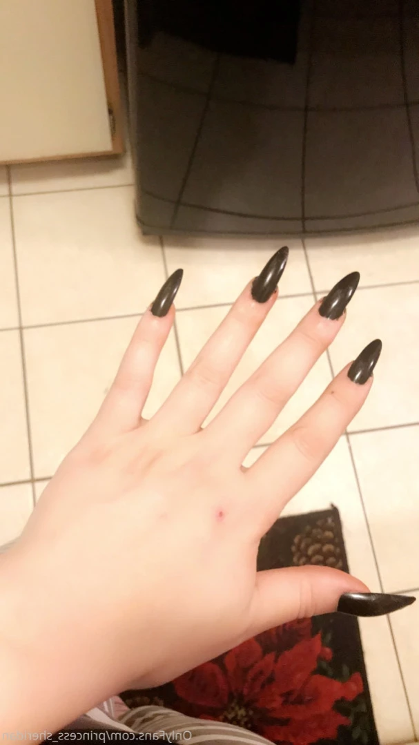 queensheridan Onlyfans leaked photo 13839772 on Hotleaks.tv