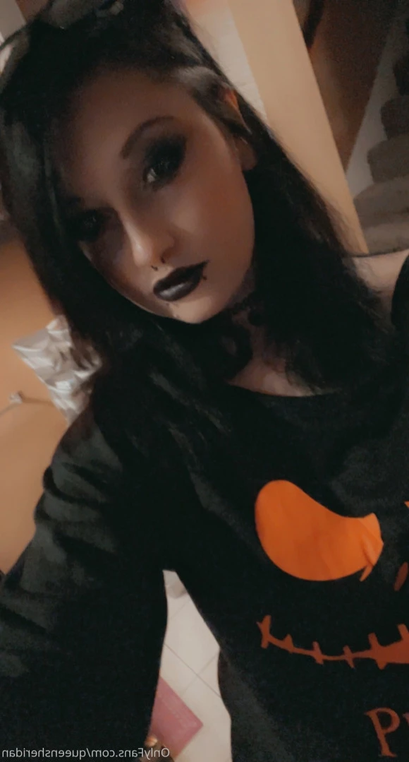 queensheridan Onlyfans leaked photo 14868331 on Hotleaks.tv