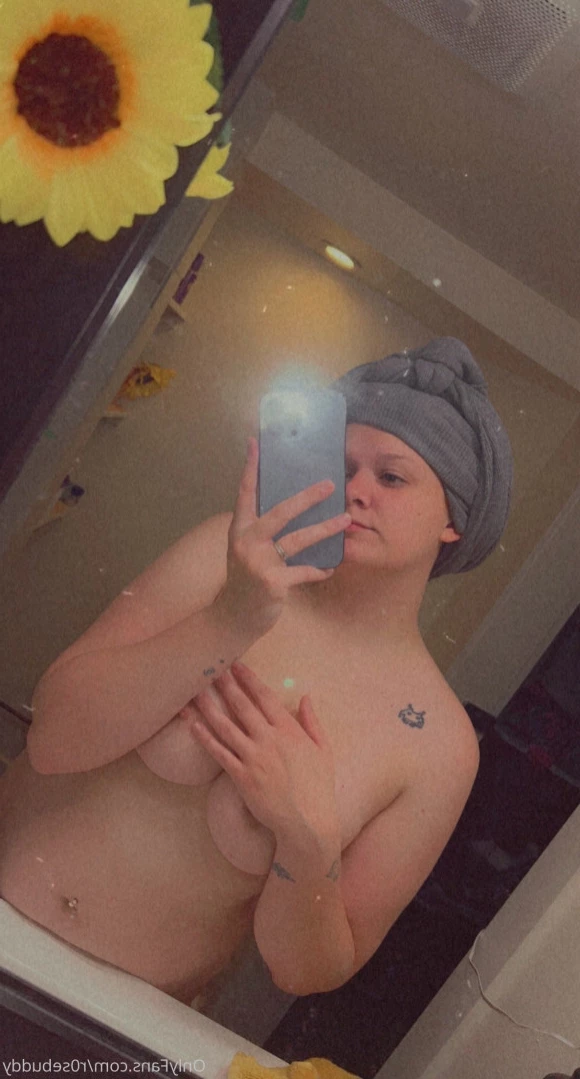 Rosebud 🌹 [ r0sebuddy ] Onlyfans leaked photo 11387666 on Hotleaks.tv