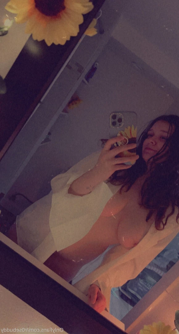 Rosebud 🌹 [ r0sebuddy ] Onlyfans leaked photo 12241545 on Hotleaks.tv