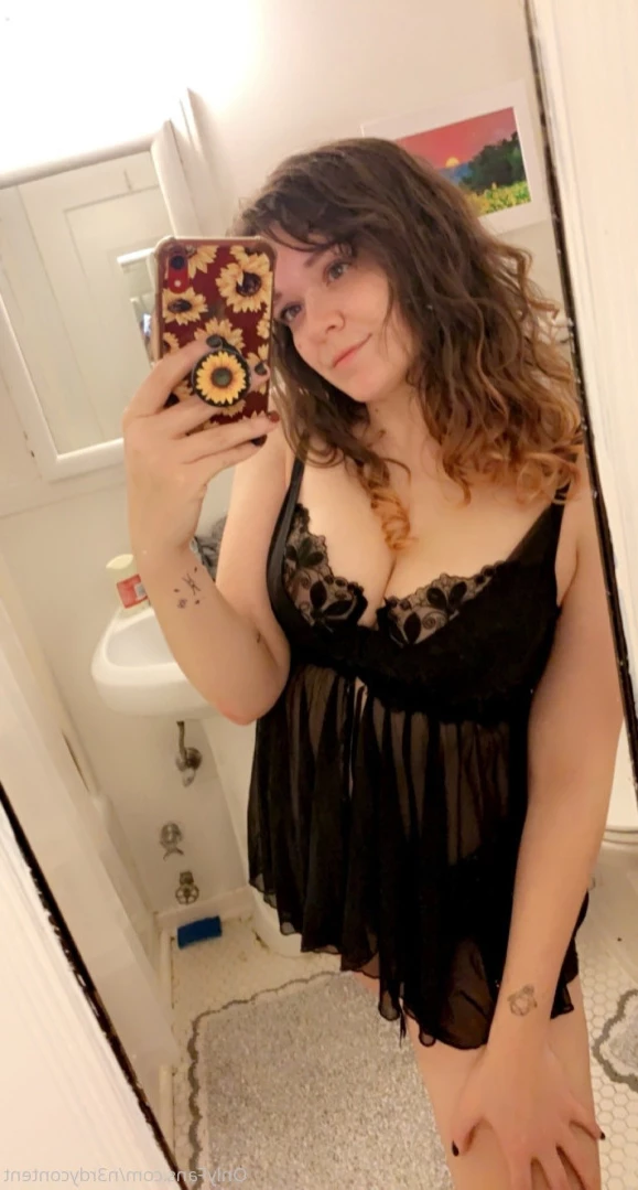 Rosebud 🌹 [ r0sebuddy ] Onlyfans leaked photo 15338758 on Hotleaks.tv
