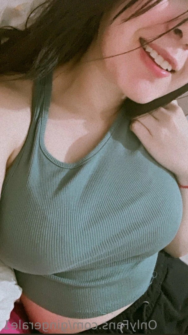 Ale🌸 [ raffaellat ] Onlyfans leaked photo 10869789 on Hotleaks.tv