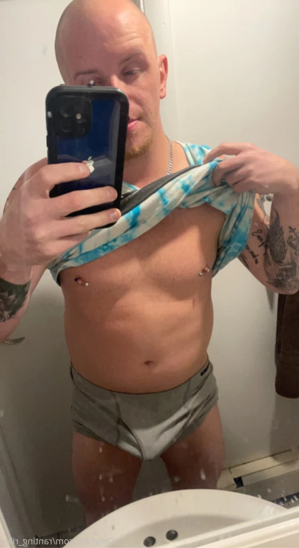RantingRiley [ ranting_riley ] Onlyfans leaked photo 11857314 on Hotleaks.tv