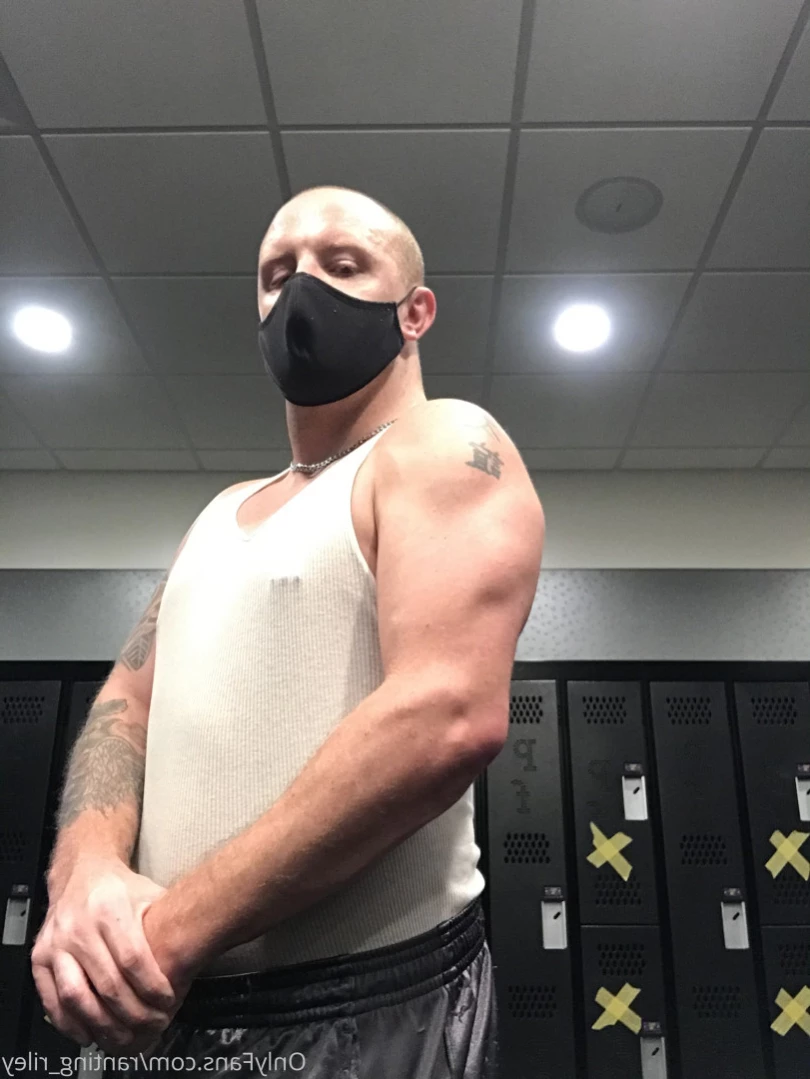 RantingRiley [ ranting_riley ] Onlyfans leaked photo 11947183 on Hotleaks.tv