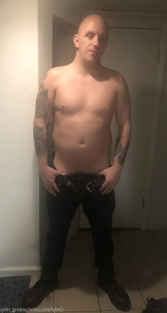 RantingRiley [ ranting_riley ] Onlyfans leaked photo 12948097 on Hotleaks.tv