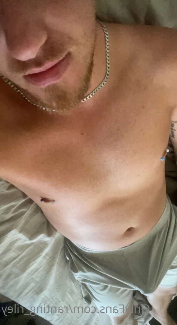 RantingRiley [ ranting_riley ] Onlyfans leaked photo 13702622 on Hotleaks.tv