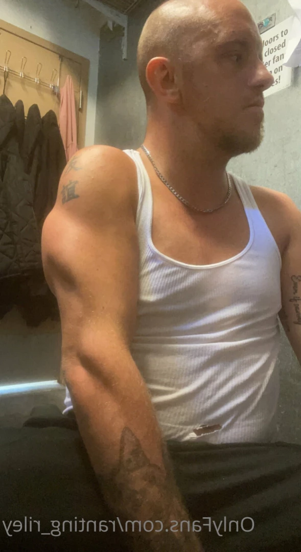 RantingRiley [ ranting_riley ] Onlyfans leaked photo 13823996 on Hotleaks.tv