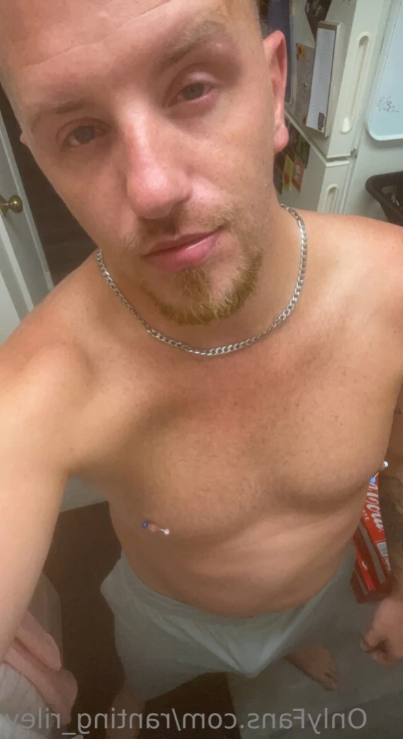 RantingRiley [ ranting_riley ] Onlyfans leaked photo 13824094 on Hotleaks.tv