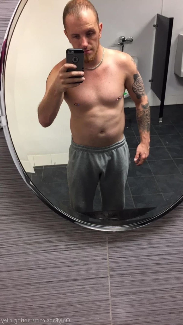 RantingRiley [ ranting_riley ] Onlyfans leaked photo 14451858 on Hotleaks.tv