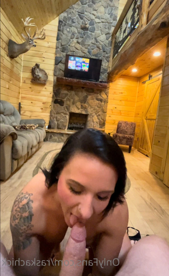 Raska Chick [ raskachick ] Onlyfans leaked photo 13818304 on Hotleaks.tv