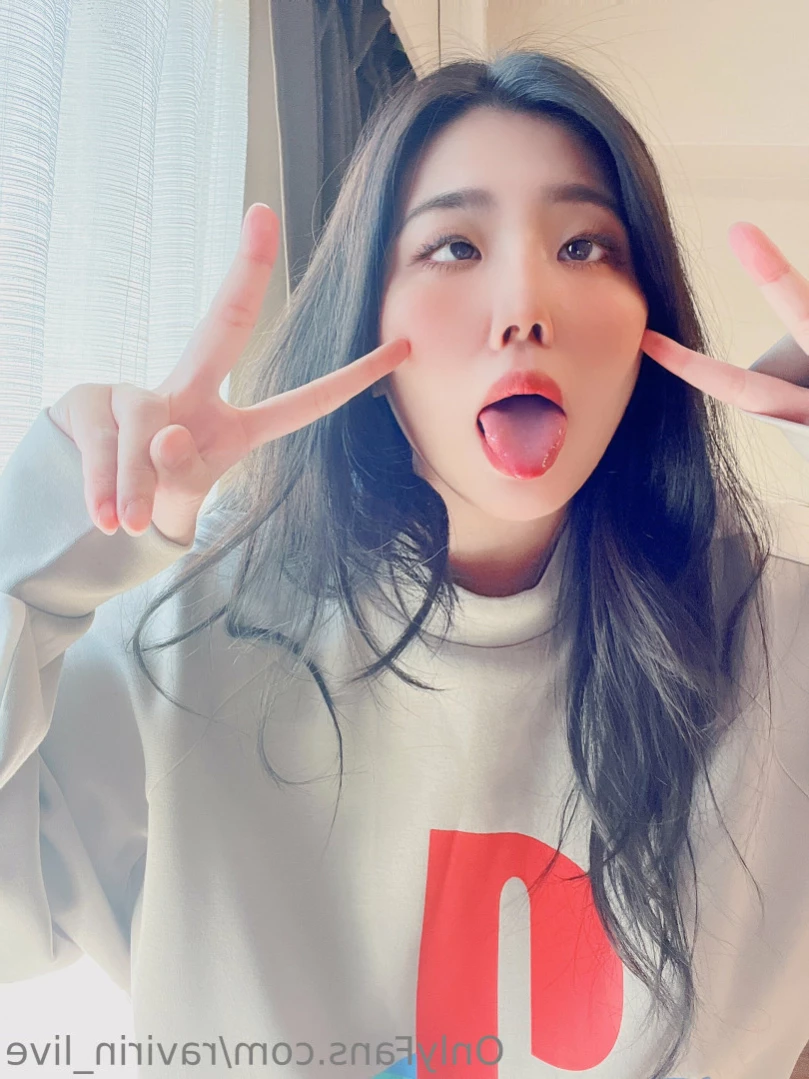 ✧𝐫𝐚𝐯𝐢𝐫𝐢𝐧✧ [ ravirin_live ] Onlyfans leaked photo 13814227 on Hotleaks.tv