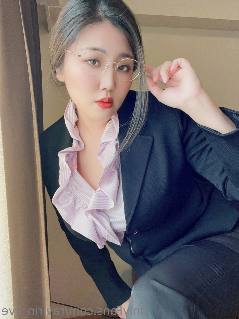 ✧𝐫𝐚𝐯𝐢𝐫𝐢𝐧✧ [ ravirin_live ] Onlyfans leaked photo 14682460 on Hotleaks.tv
