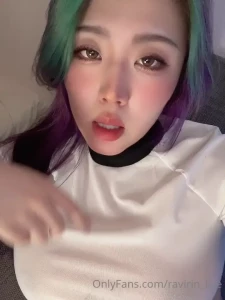15785700