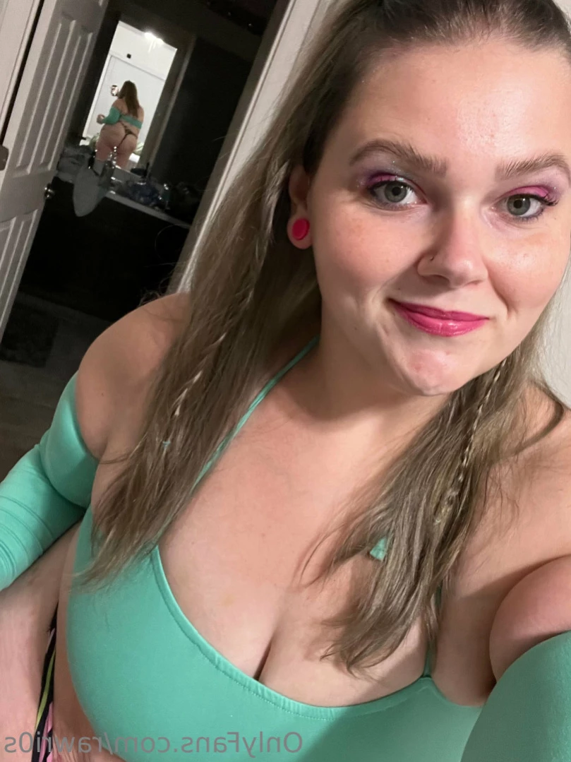 BB Applehoney [ rawri0s ] Onlyfans leaked photo 13757793 on Hotleaks.tv