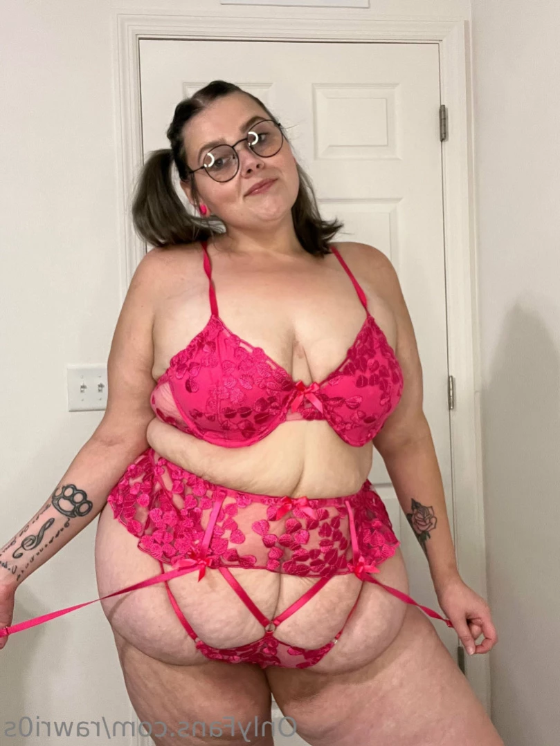 BB Applehoney [ rawri0s ] Onlyfans leaked photo 13808328 on Hotleaks.tv