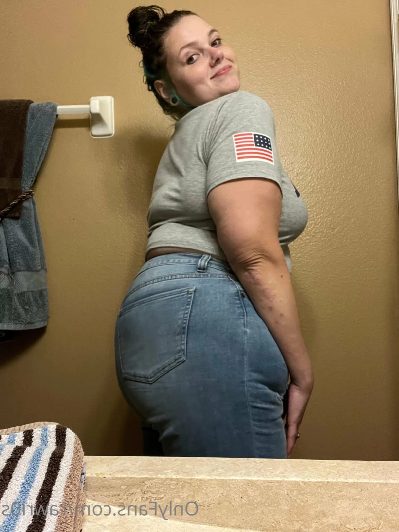 BB Applehoney [ rawri0s ] Onlyfans leaked photo 13808659 on Hotleaks.tv