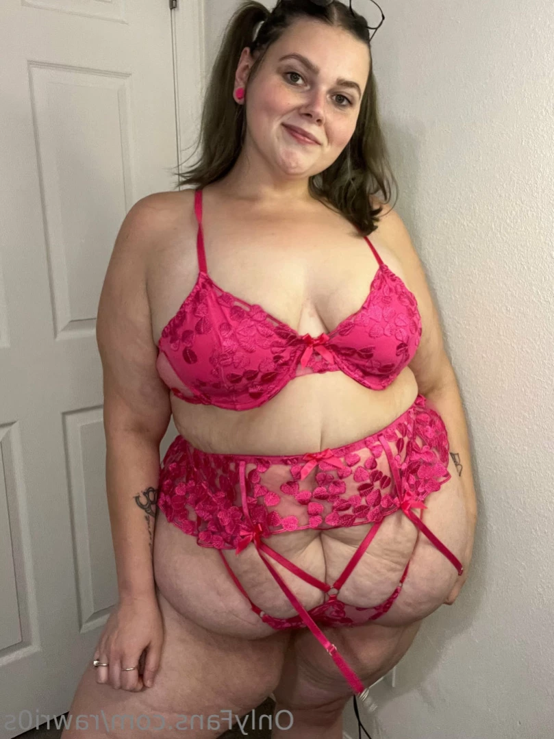 BB Applehoney [ rawri0s ] Onlyfans leaked photo 13809487 on Hotleaks.tv