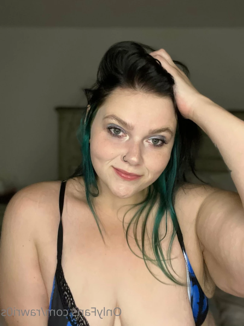 BB Applehoney [ rawri0s ] Onlyfans leaked photo 15996271 on Hotleaks.tv