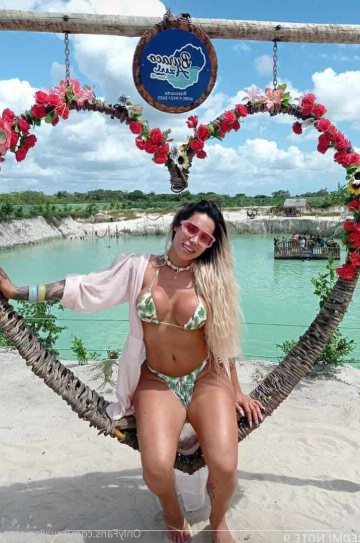 Rayalla [ rayallaqueen ] Onlyfans leaked photo 13289950 on Hotleaks.tv