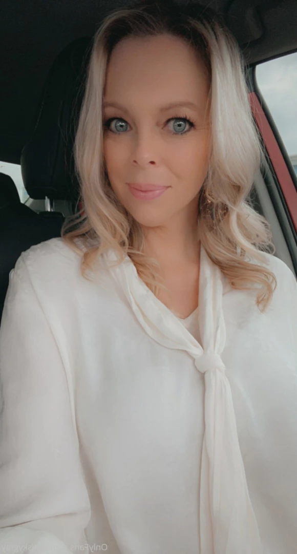 TheRealSkylerGray [ realskygray ] Onlyfans leaked photo 12631584 on Hotleaks.tv