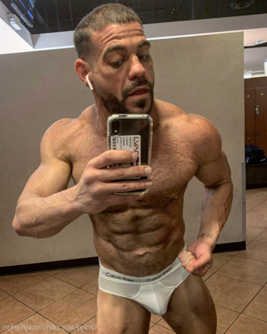 ricky larkin ♉️ [ rickylarkin ] Onlyfans leaked photo 11437893 on Hotleaks.tv