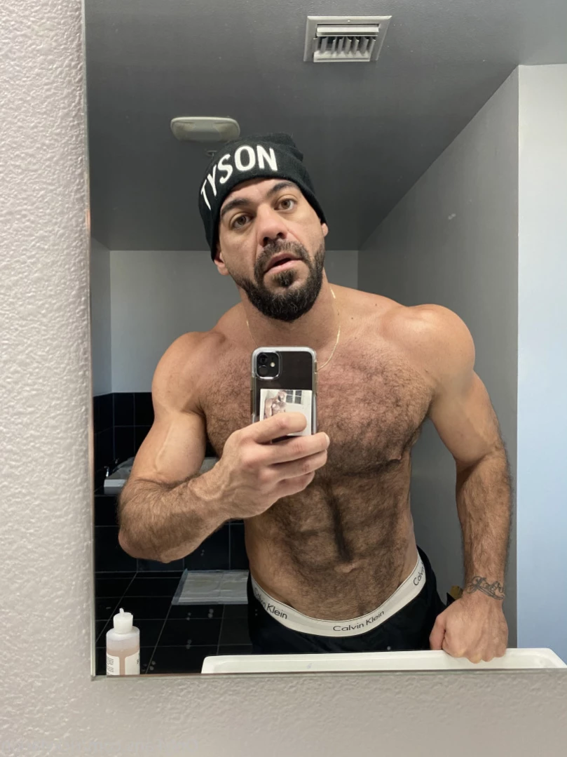 ricky larkin ♉️ [ rickylarkin ] Onlyfans leaked photo 13762412 on Hotleaks.tv