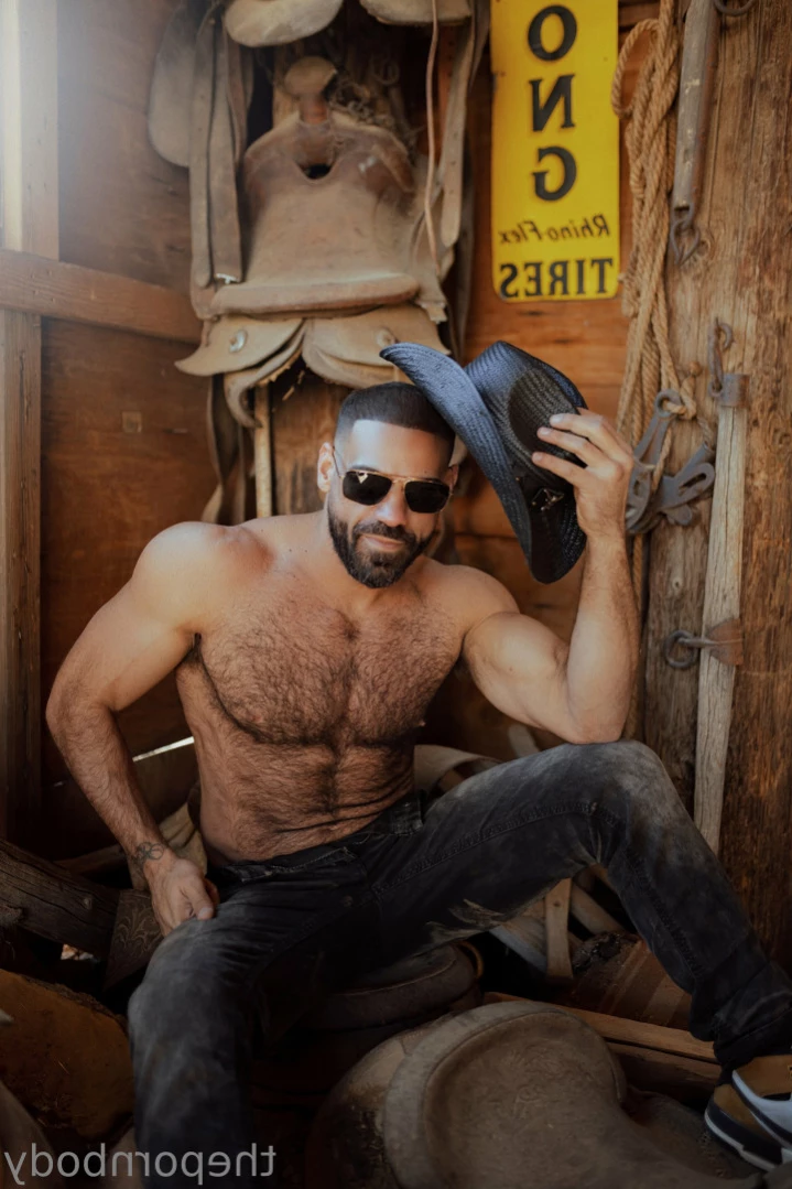 ricky larkin ♉️ [ rickylarkin ] Onlyfans leaked photo 13853136 on Hotleaks.tv