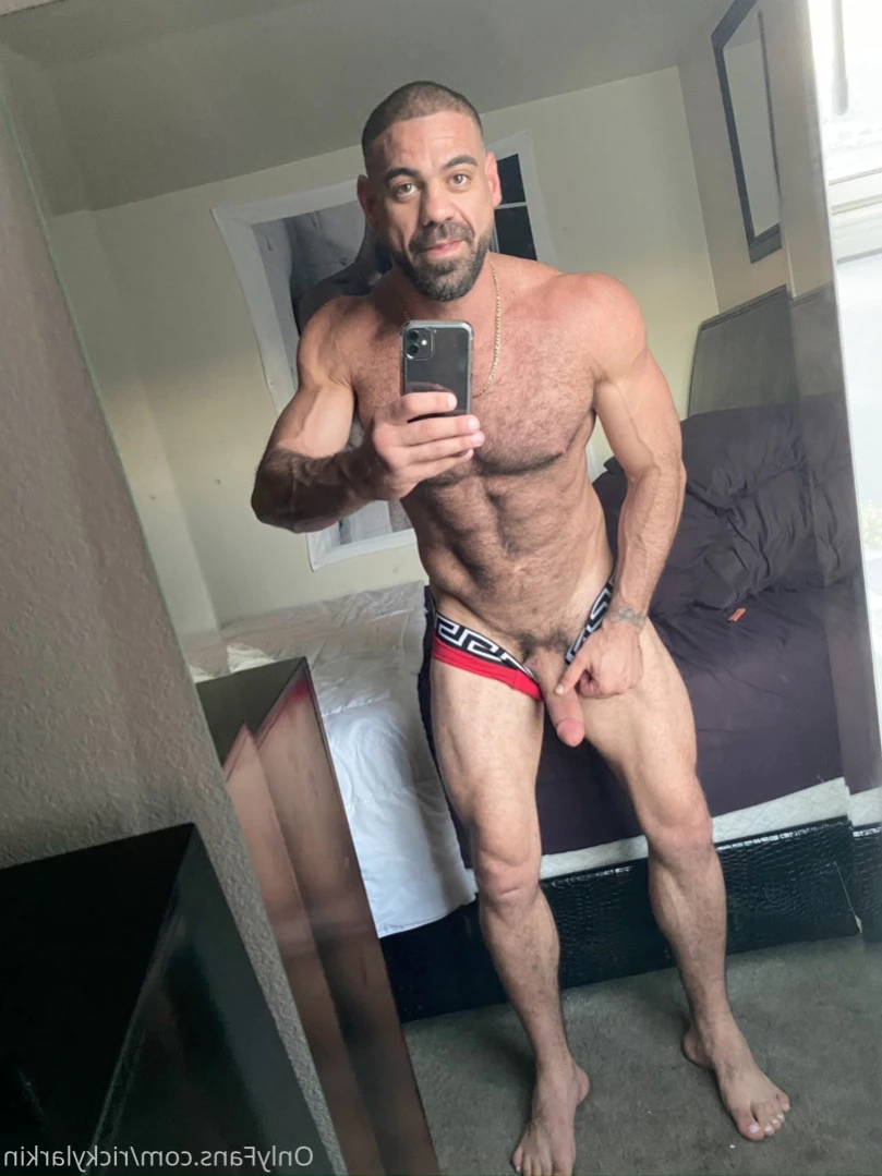 ricky larkin ♉️ [ rickylarkin ] Onlyfans leaked photo 13853190 on Hotleaks.tv