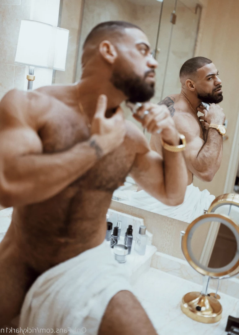 ricky larkin ♉️ [ rickylarkin ] Onlyfans leaked photo 13853643 on Hotleaks.tv