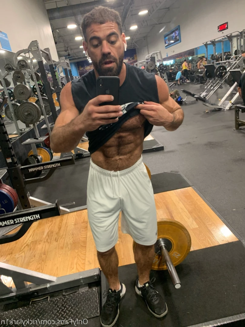 ricky larkin ♉️ [ rickylarkin ] Onlyfans leaked photo 13957922 on Hotleaks.tv