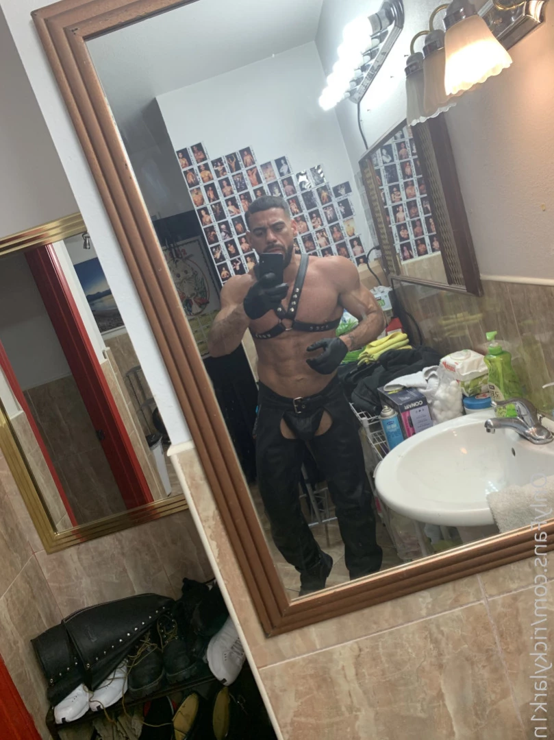 ricky larkin ♉️ [ rickylarkin ] Onlyfans leaked photo 13962489 on Hotleaks.tv