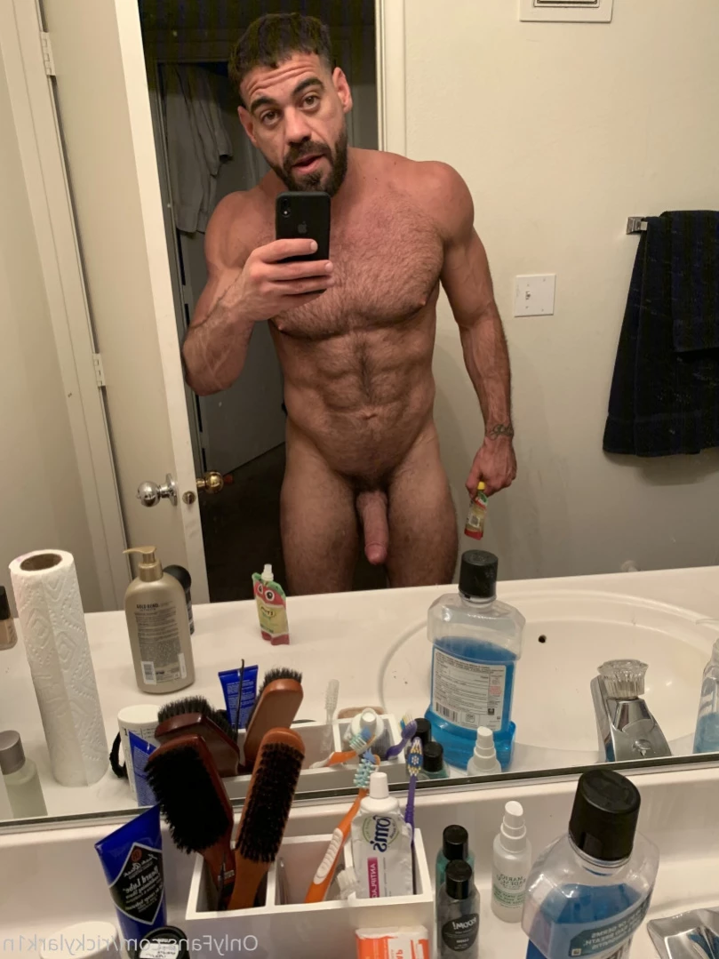ricky larkin ♉️ [ rickylarkin ] Onlyfans leaked photo 14209572 on Hotleaks.tv